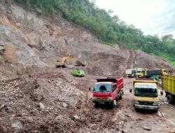 Tambang Batu Tak Berizin, Ancam Kerusakan Lingkungan