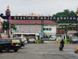 Rencana Pemasangan Portal Stasiun Tanjung Karang Ditentang Warga Gunung Sari