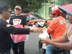 Momen Ramadhan, PPWI Lampung Berbagi Takjil 
