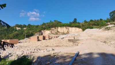 Pembangunan Perumahan Kedamaian SKY View Disoal Warga