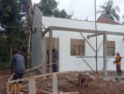 Proyek RKB TK Ananda Desa Sumber Rejo, Pekerja Tutupi Informasi